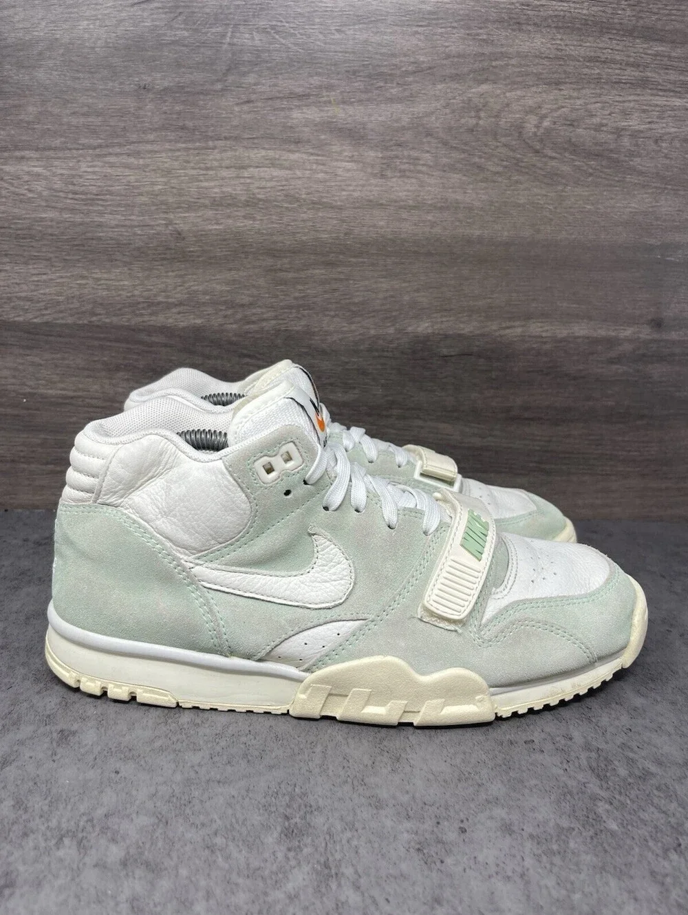 Nike Air Trainer 1 Enamel Green Size 8.5 Mens Sail Suede Retro DX4462-300